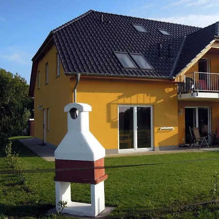 One Putt Apartman *